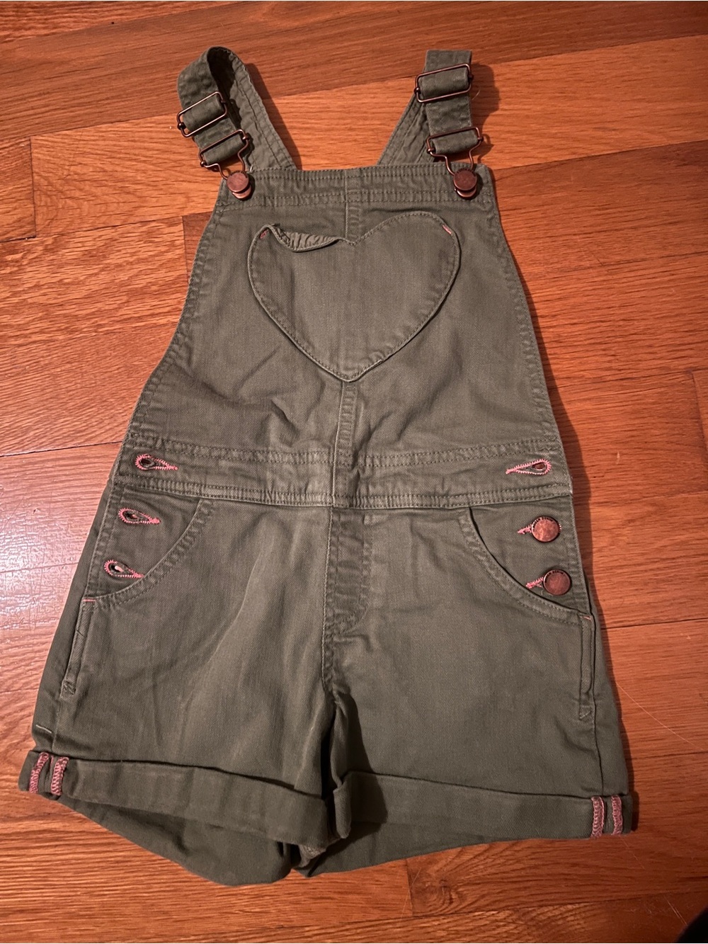 Mini Boden Olive Green Heart Pocket Overall Shorts